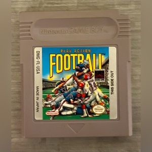 Vintage 1990 Nintendo Gameboy- Play Action
Football Game
